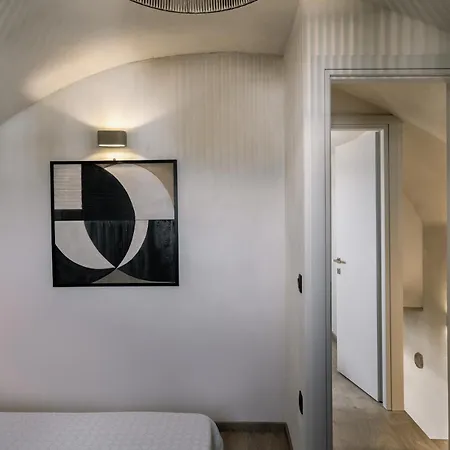 Enso * Agia Paraskevi (Santorini)